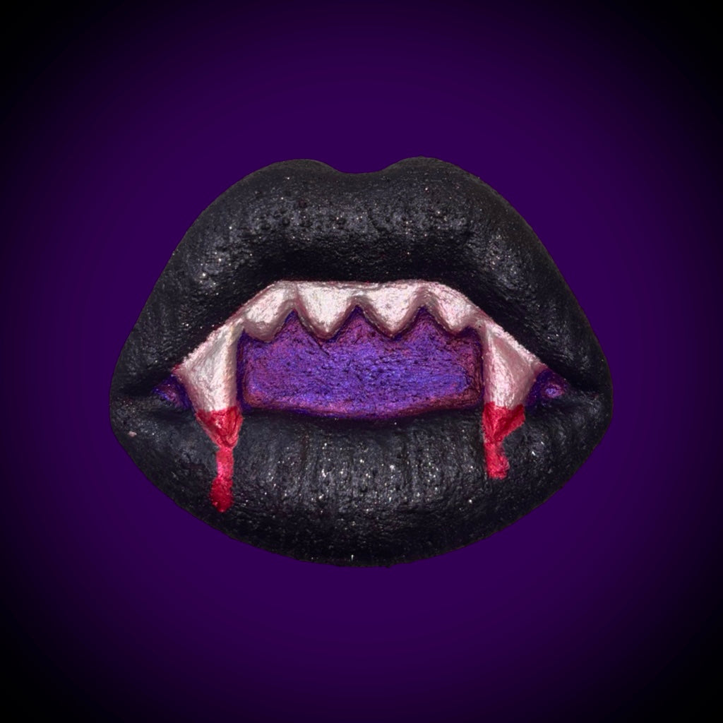 Raspberry Kiss Bathbomb - Vampire Lips